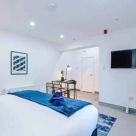 Apartment Comfort Style Brand New Selly Oaks Birmingham