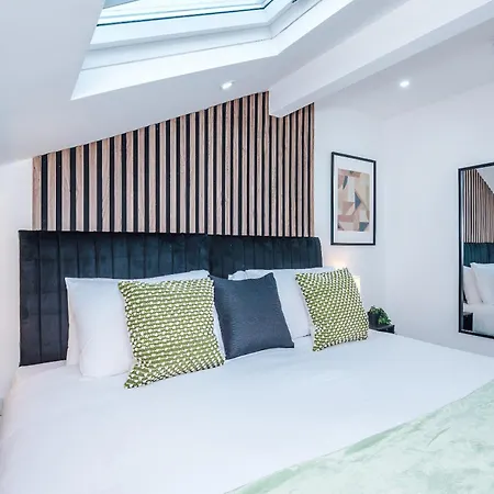 Apartment Comfort Style Brand New Selly Oaks Birmingham